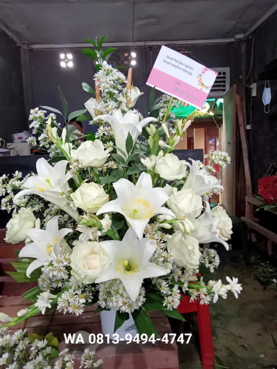 Bunga Meja Lili Mawar Putih Anthurium