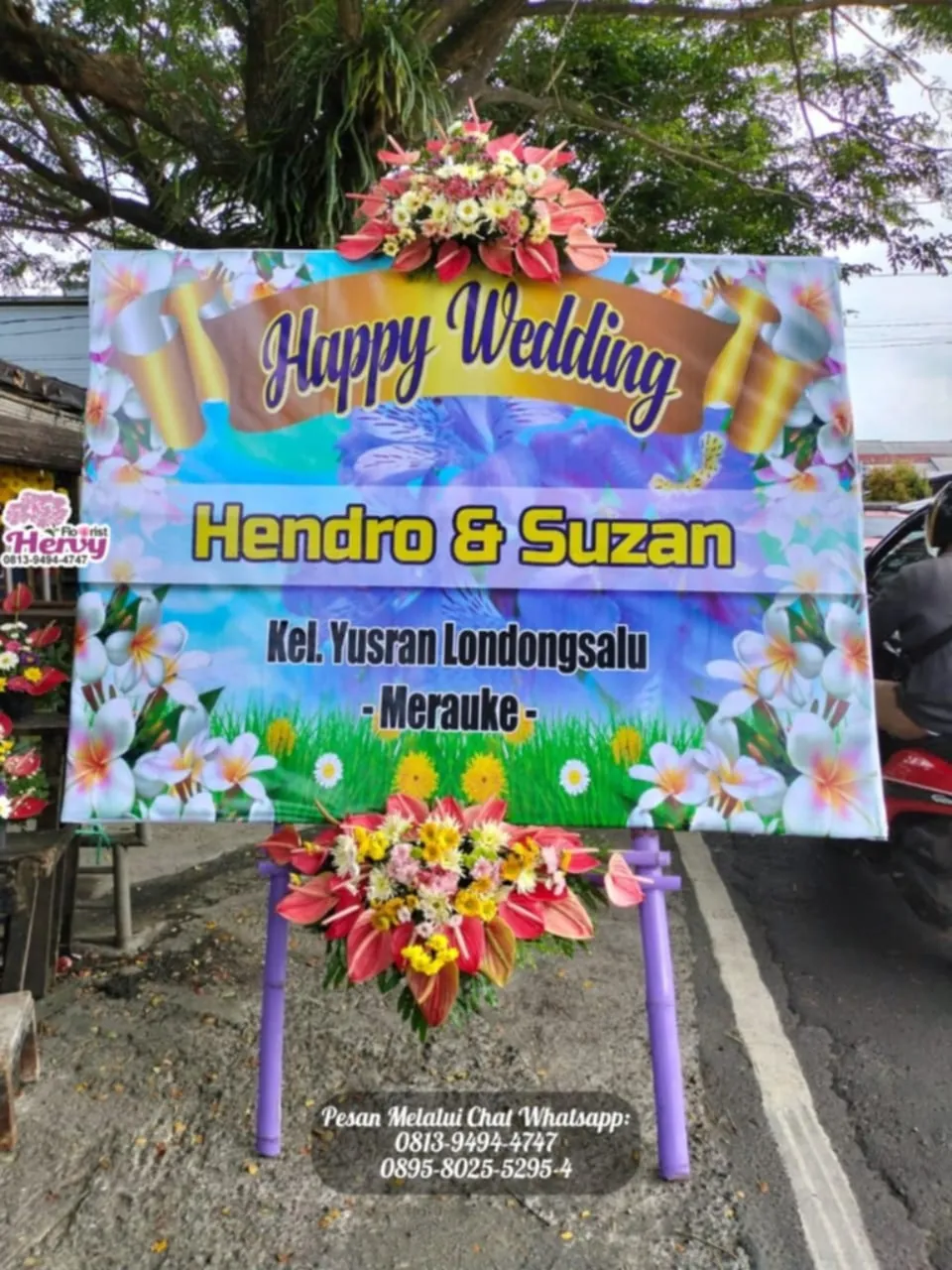 Papan Pernikahan Biru Kuning